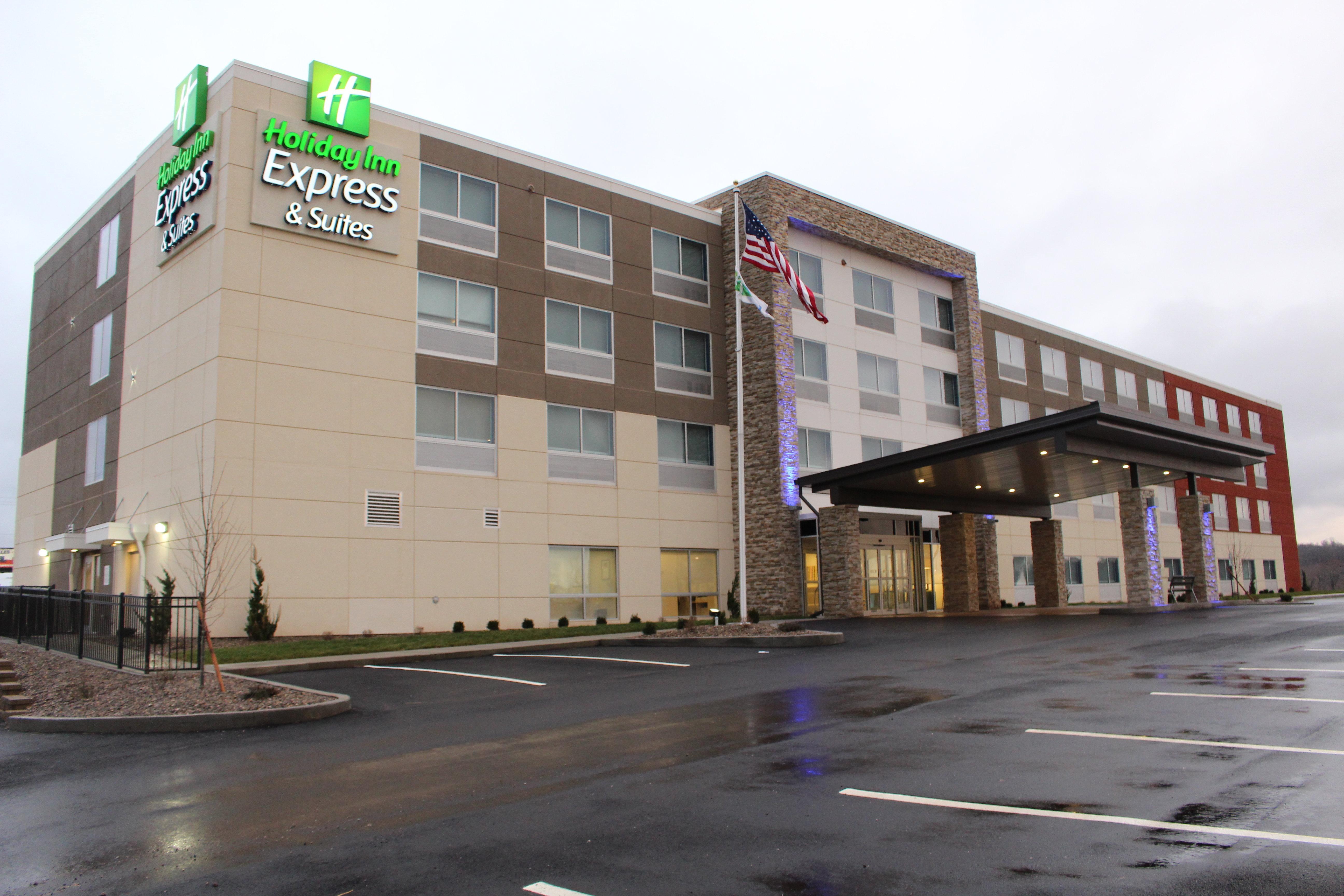 Holiday Inn Express & Suites - Marietta By Ihg Eksteriør billede
